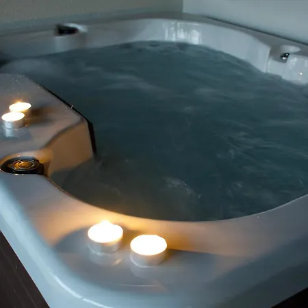 Vikendica Jacuzzi With Panoramic View Relax Maison