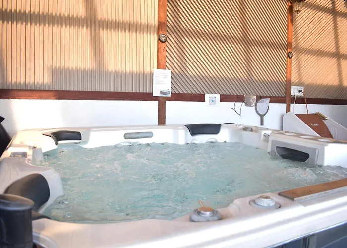 Jacuzzi With Panoramic View Relax Maison 度假居 *