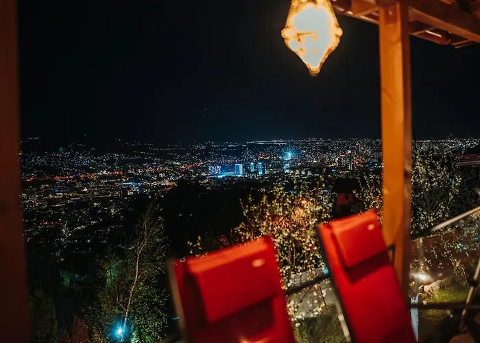 Jacuzzi With Panoramic View Relax Maison * 塞拉耶佛