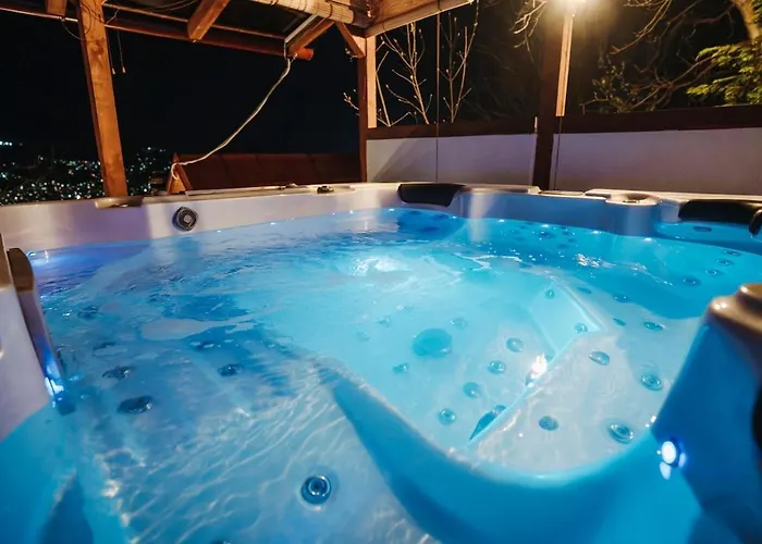 Jacuzzi With Panoramic View Relax Maison Holiday home